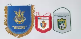 вымпелы.....футбольных федераций.....все двусторонние