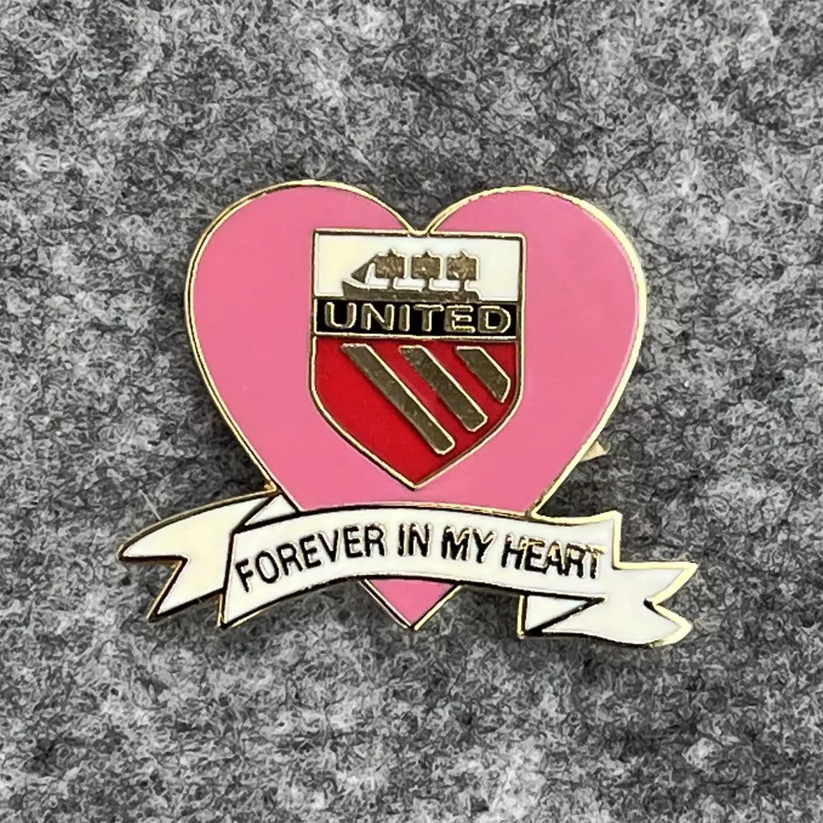 Значок Манчестер Юнайтед ФК. Навсегда в моем сердце