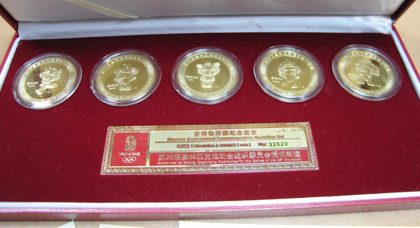 Официальный набор медалей с талисманами. Олимпиада 2008. Пекин
