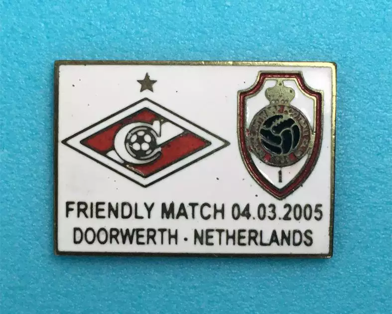 Значок ФК Спартак М - Антверпен ФК (Антверпен, Бельгия). Редкий!