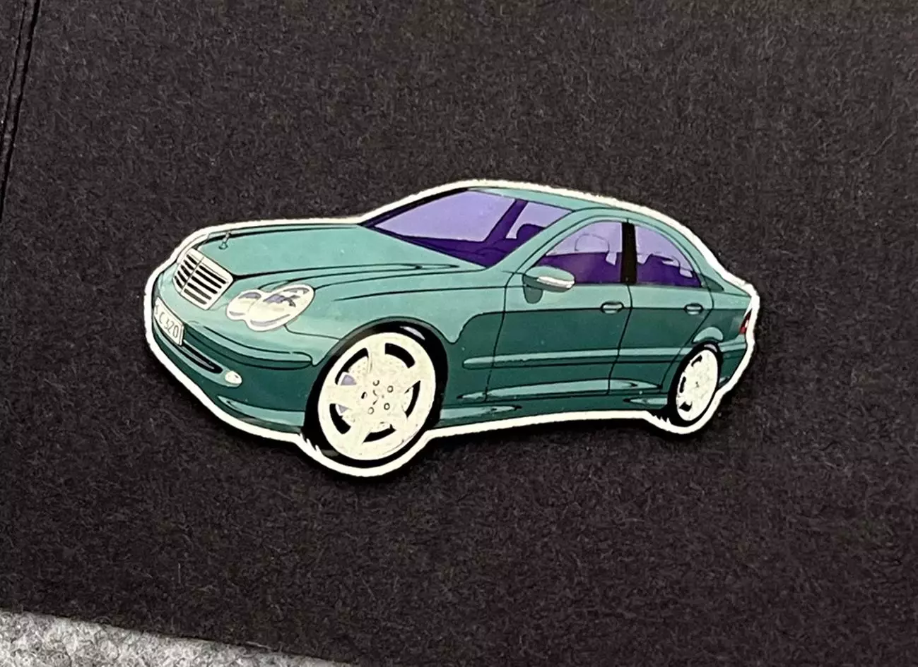 Значок Mercedes-Benz C