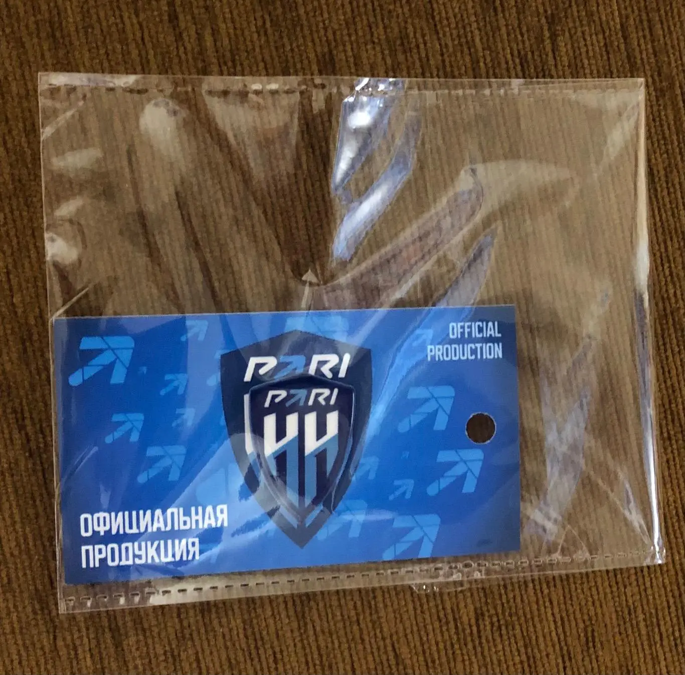 Официальный значок ФК Пари Нижний Новгород (4) 2