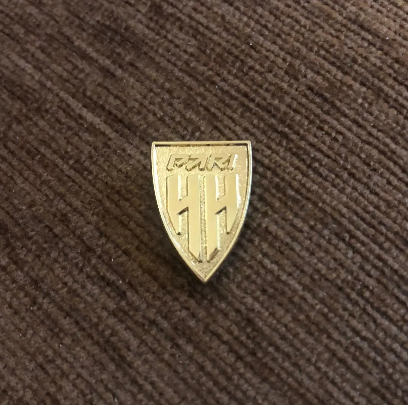 Официальный значок ФК Пари Нижний Новгород (6)