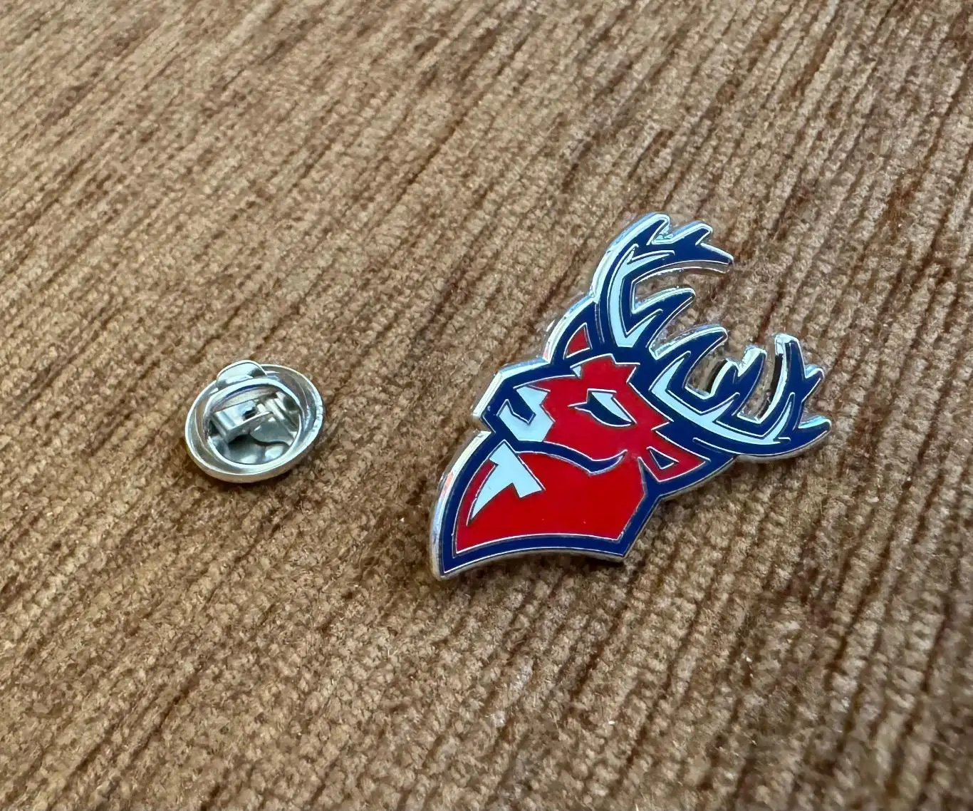 Официальный значок ХК Торпедо Нижний Новгород (2) 1