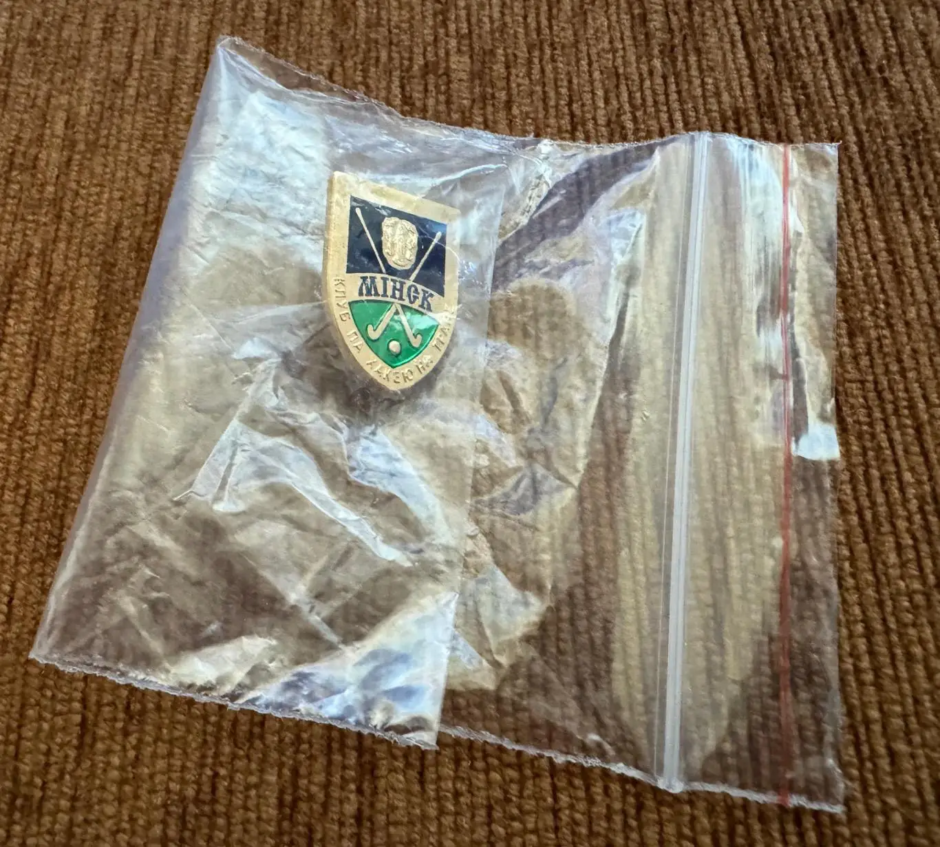 Официальный значок «Клуб по хоккею на траве Минск» 2