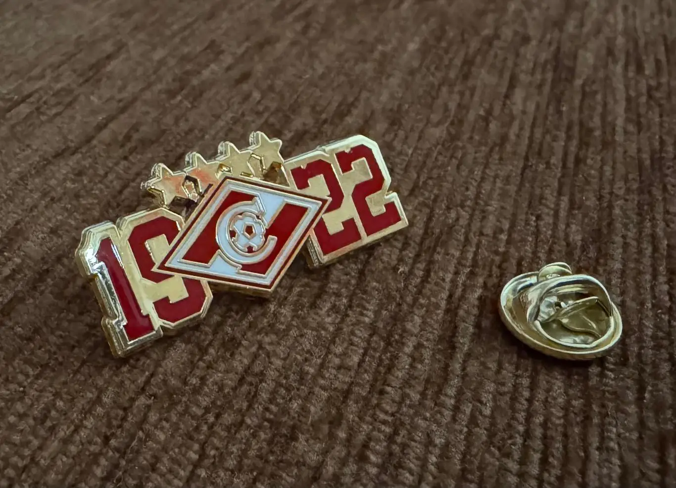 Официальный значок ФК «Спартак Москва» (год основания клуба) 1