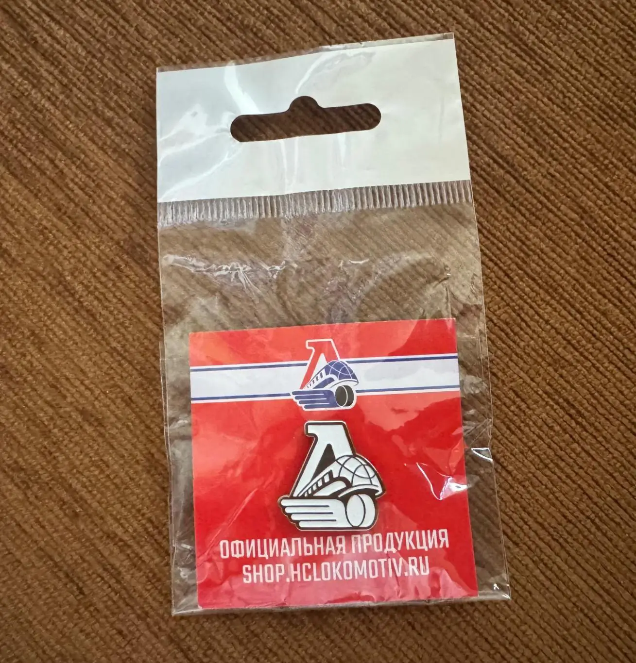 Официальный значок ХК «Локомотив» Ярославль 2