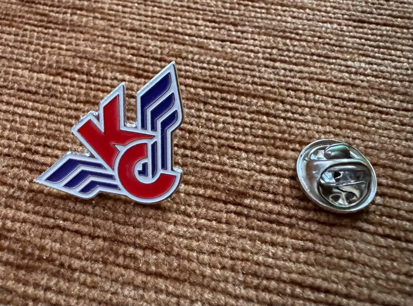 Официальный значок МХК «Крылья Советов» Москва 1