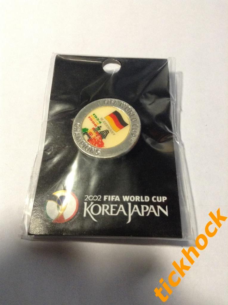 Официальный значок № 5 -- Чемпионат Мира 2002 == Корея Япония- SY//