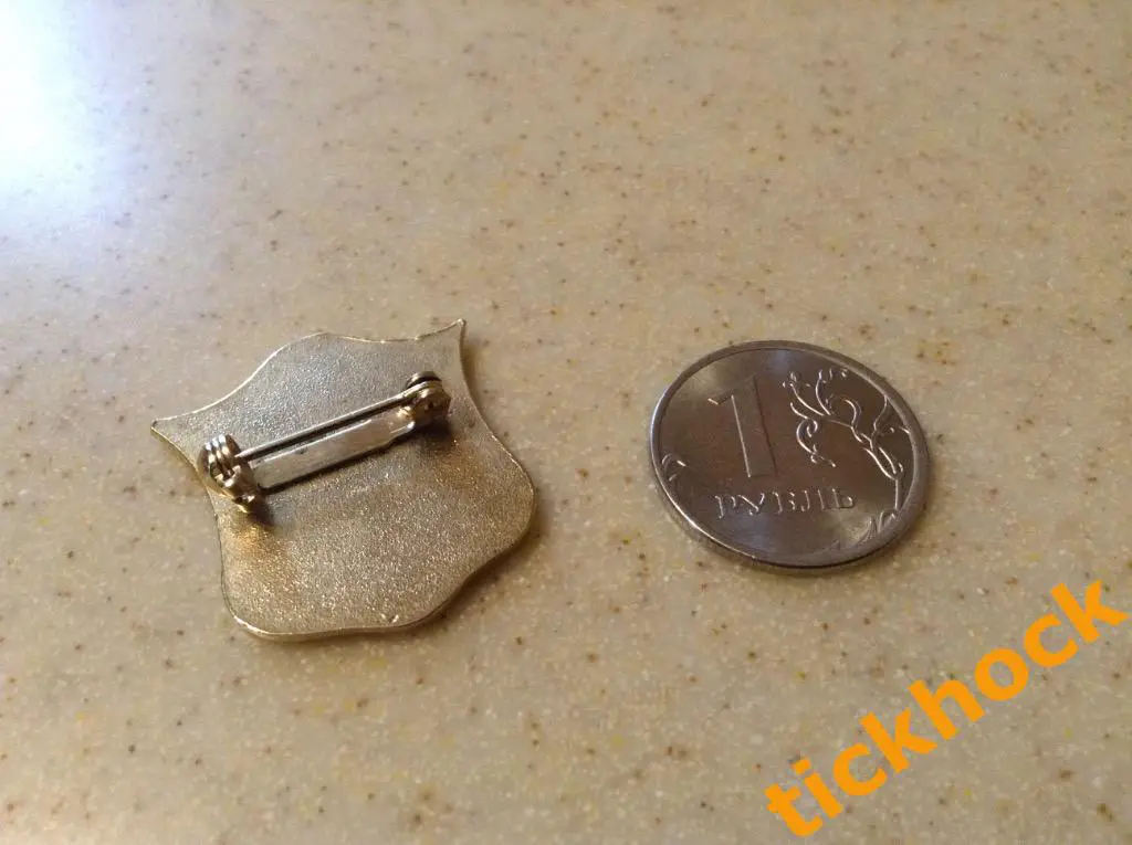 Манчестер Юнайтед - эмблема. --SY 2