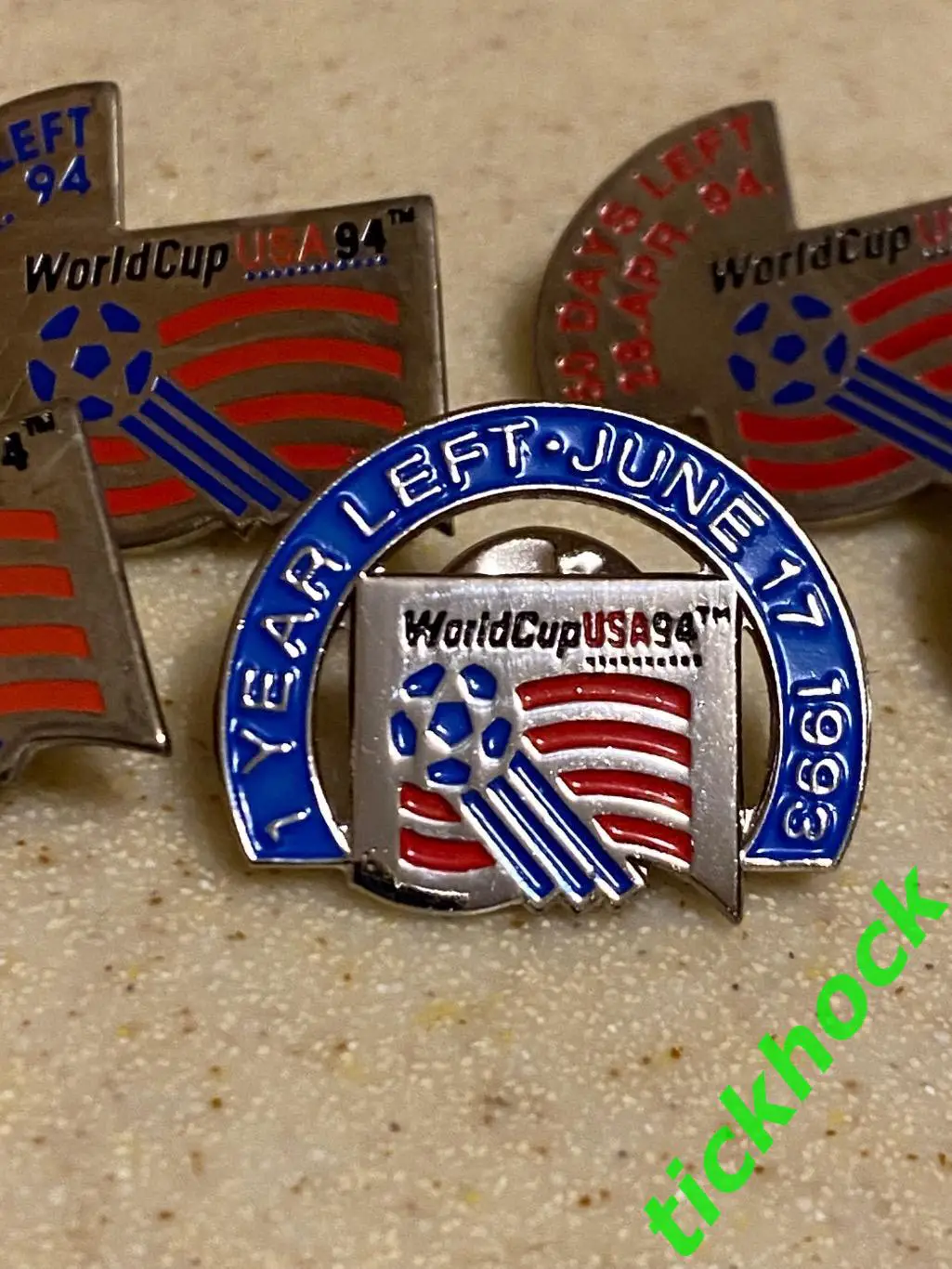 5 значков футбол Чемпионат Мира США 1994 :1 год. 300.200.100.50 дней до откр. 3