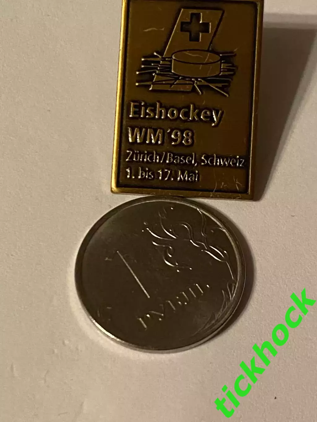 Чемпионат мира по хоккею с шайбой == 1998 Швейцария 3