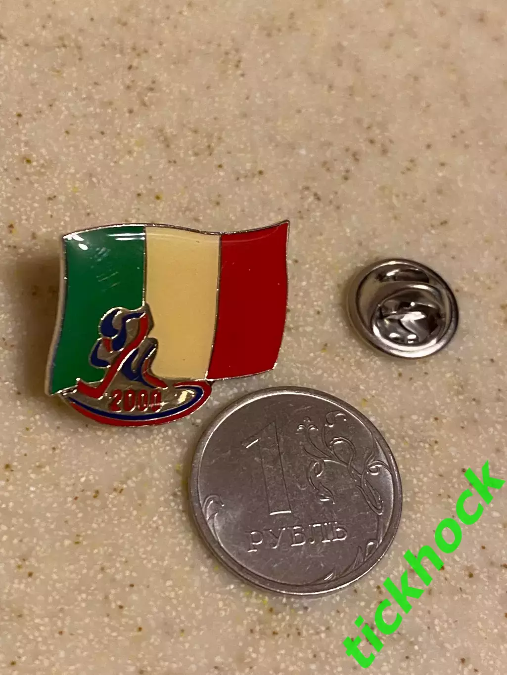 Италия - (сборная) -- чемпионат мира по хоккею 2000 - -значок из набора 1