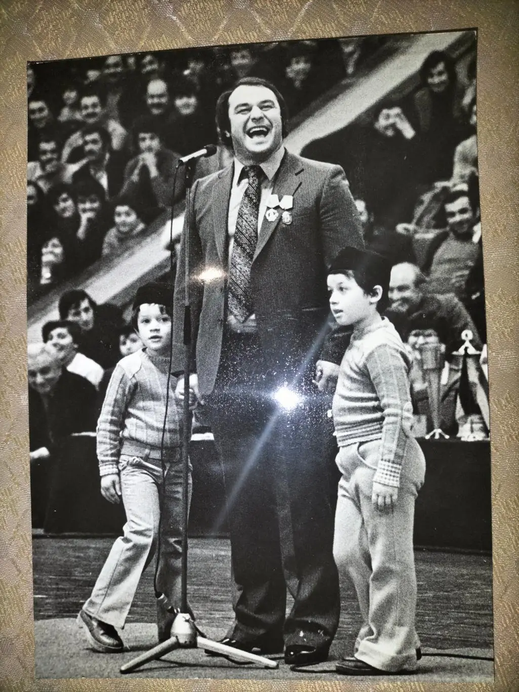 Леван Тедиашвили с детьми