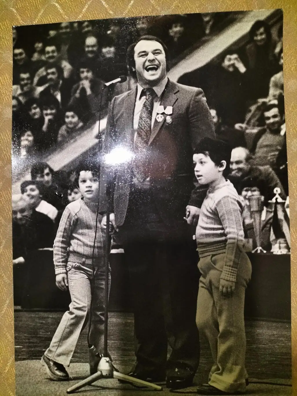 Леван Тедиашвили с детьми 1