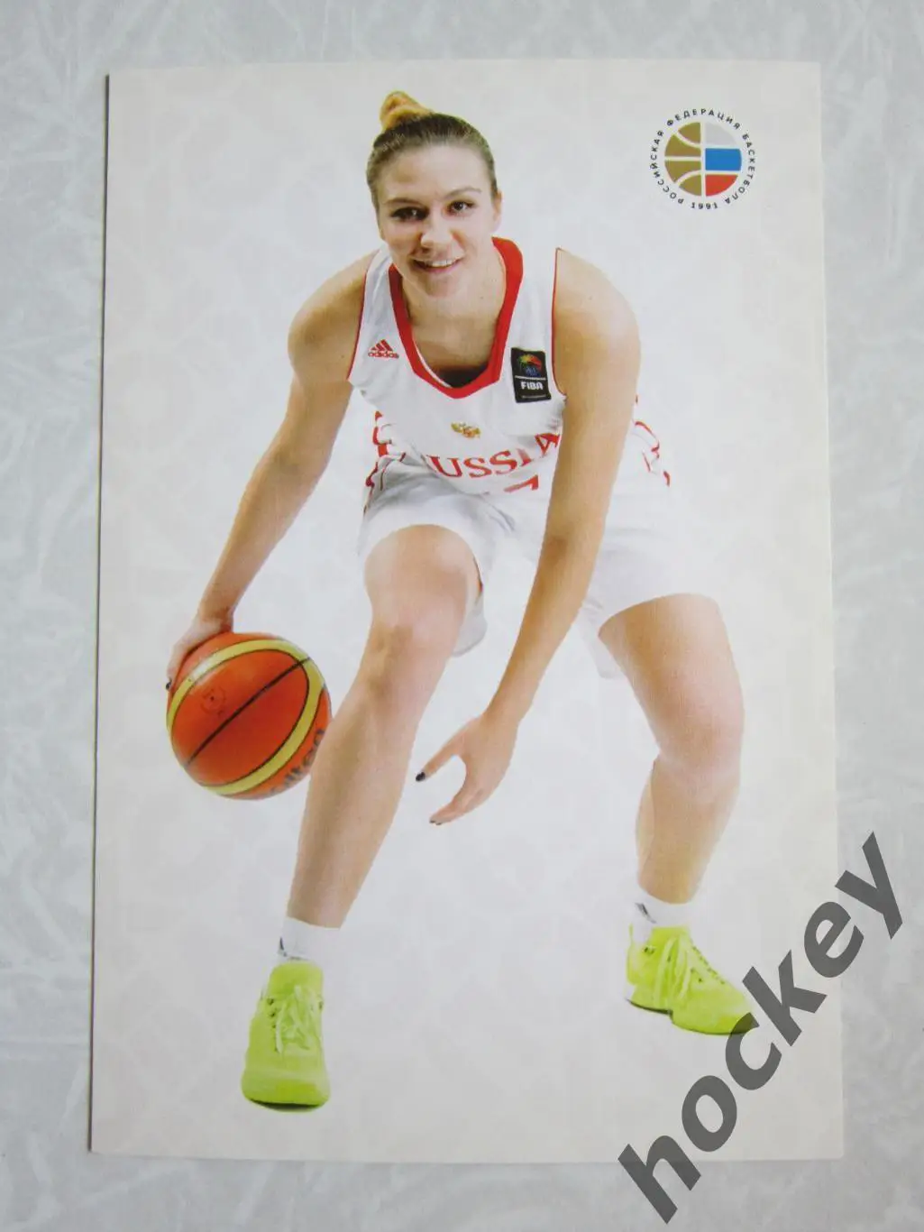 Дарья Колосовская, форвард, 20 лет, Братск. Открытка, 2 стороны