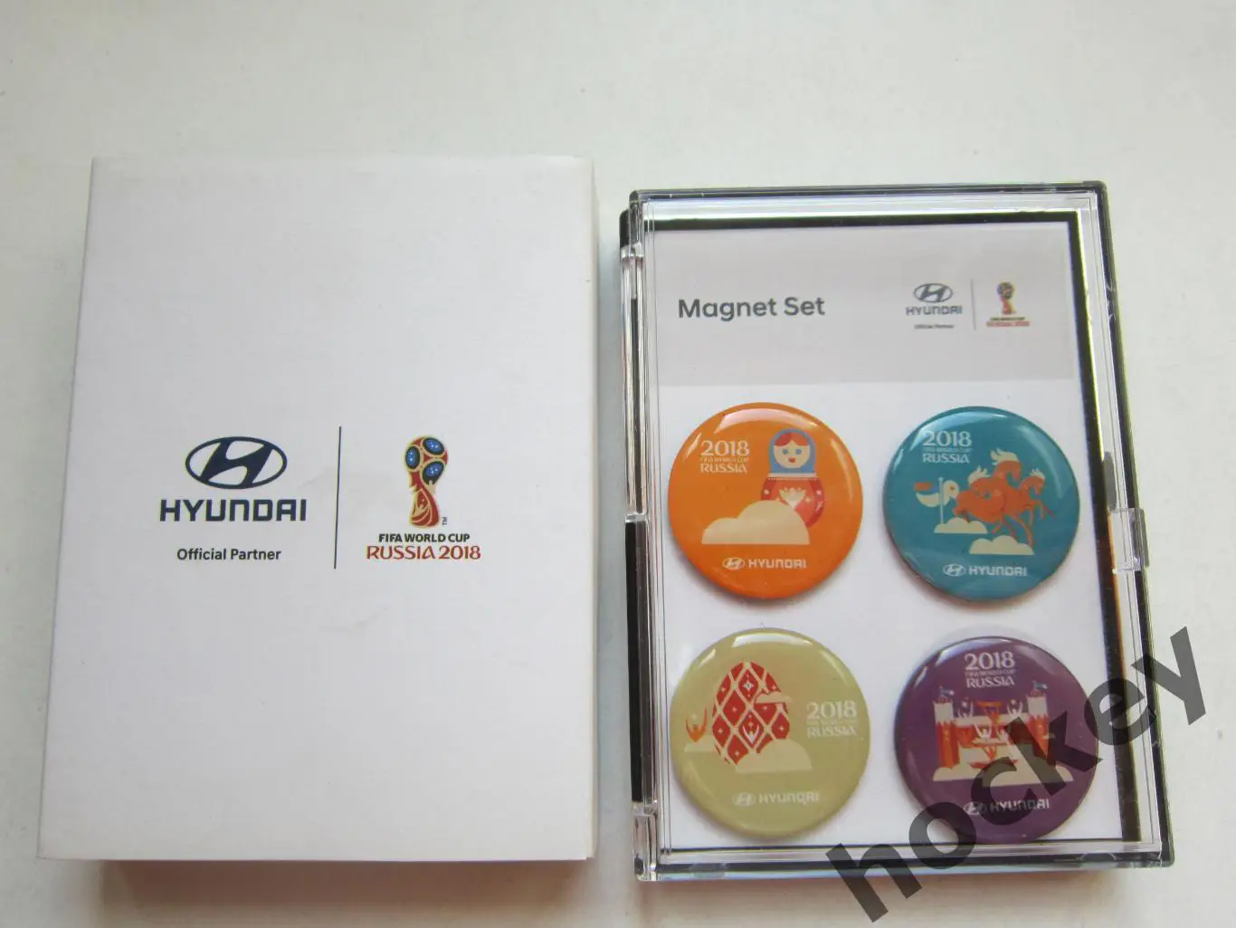 Магниты (4 шт). Чемпионат мира-2018. В подарочной коробке