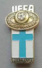 Значок из серии чемпионат Европы 1984 по футболу юноши-сборная ФИНЛЯНДИЯ