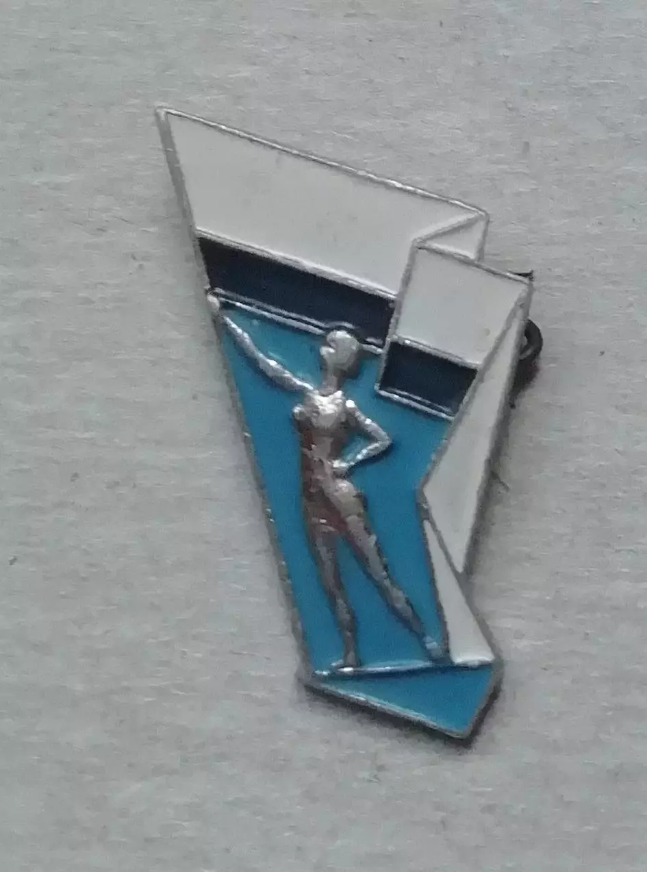 Знак: ТРУДОВЫЕ РЕЗЕРВЫ ФЛАГ