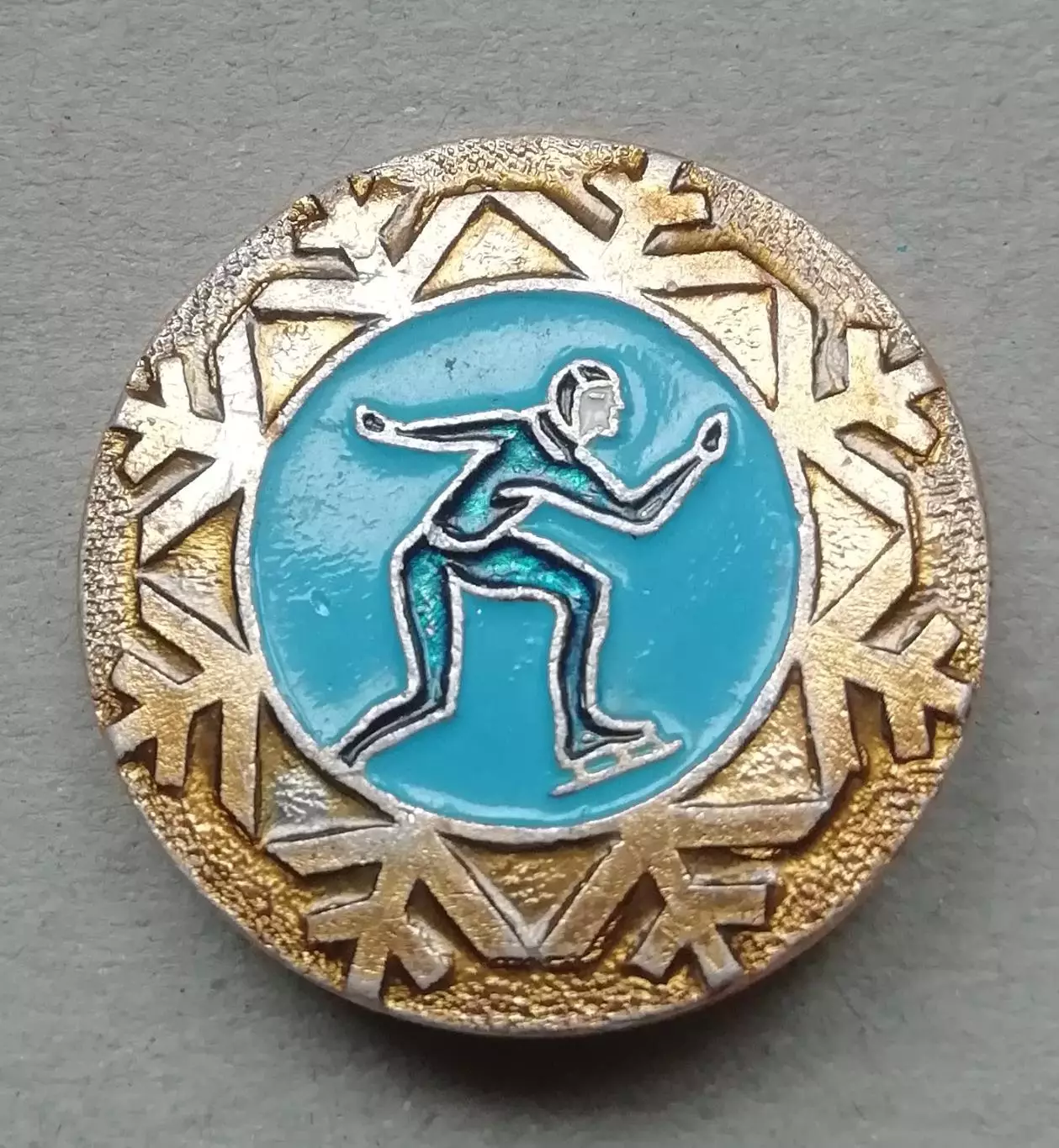 Знак значок - конькобежный спорт