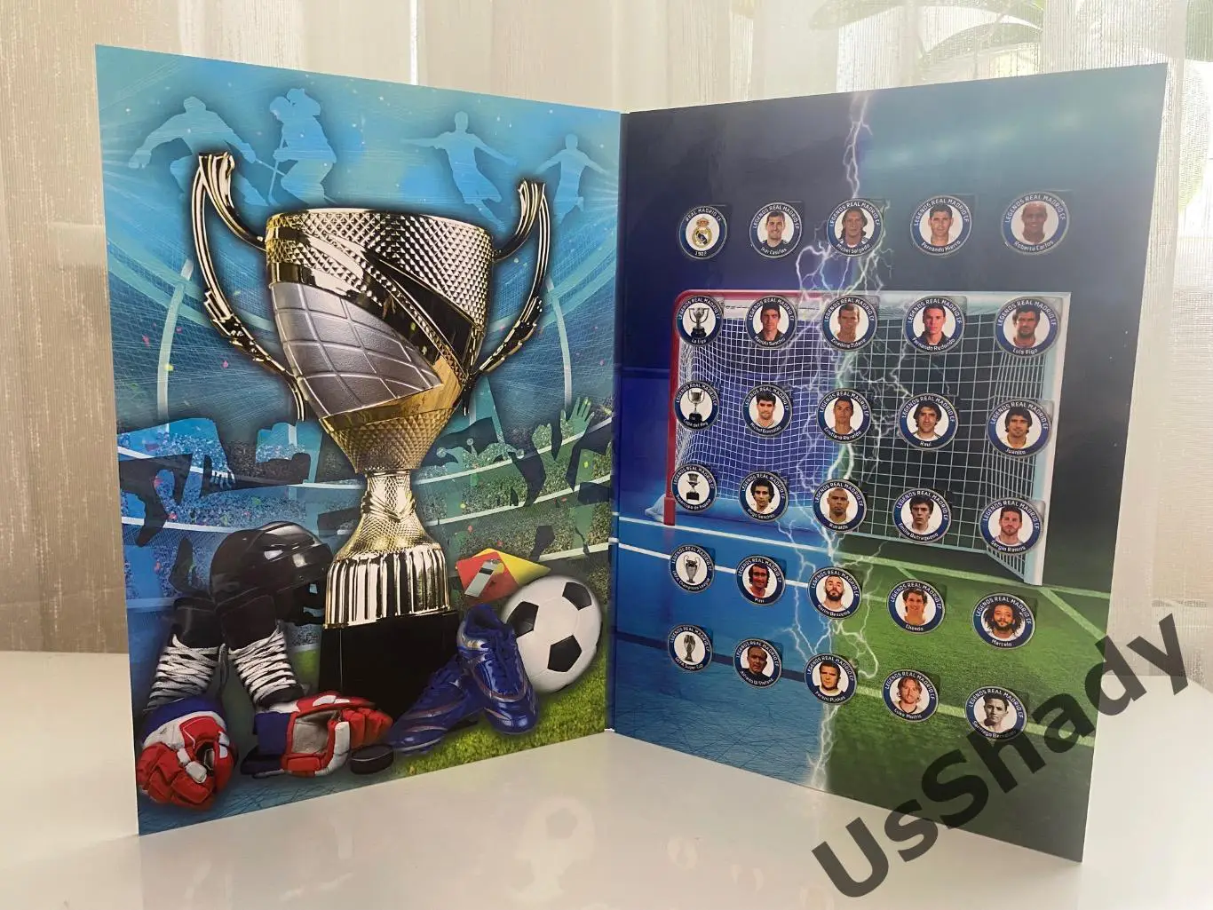 Памятный набор монет «Легенды ФК Реал Мадрид». 2