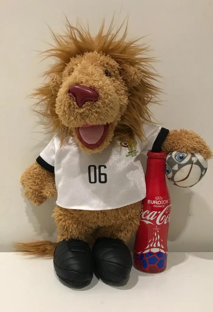 Талисман маскот Чемпионат Мира 2010 Голео