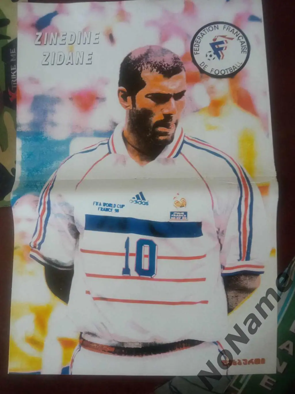 постер -Зинедин Зидан. из журнала Футбол (Грузия)