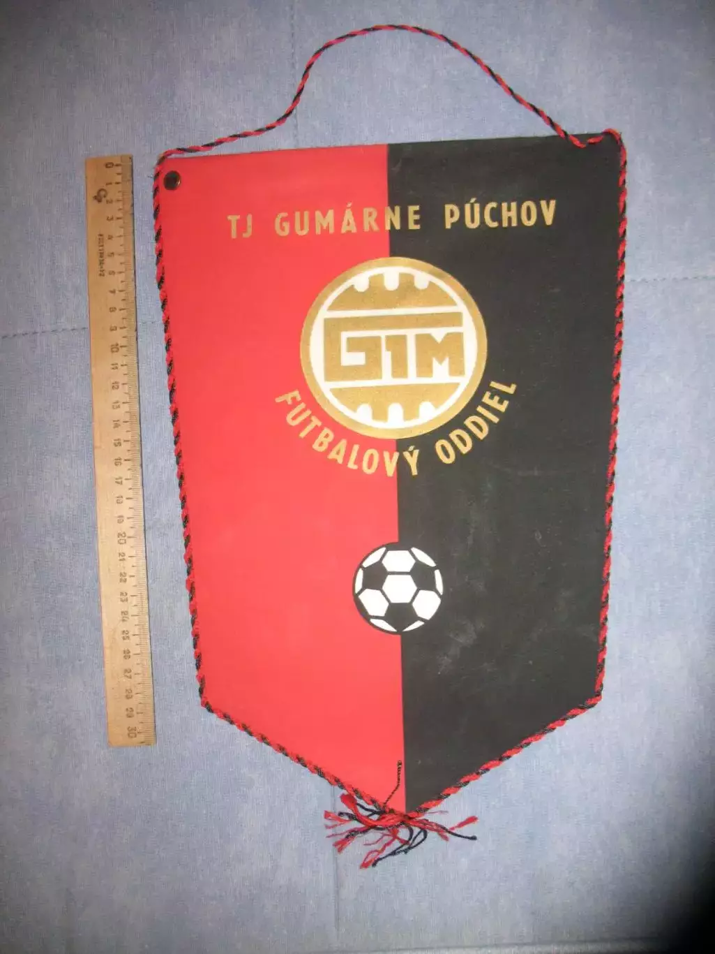 ФК Гумарне Пухов. Польша (вымпел+значок).