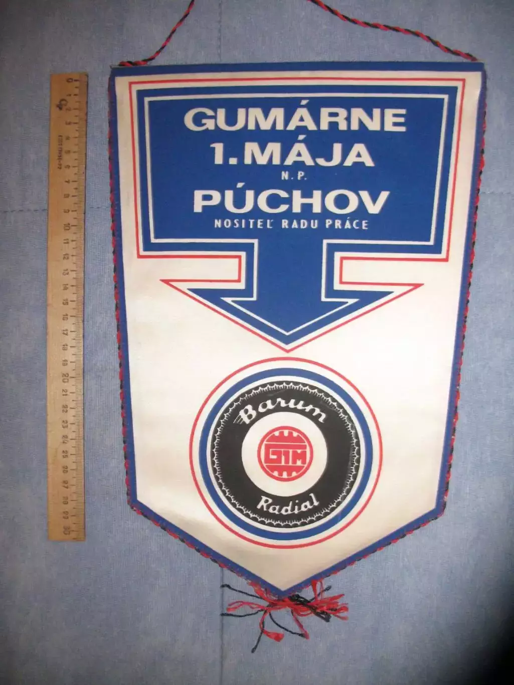 ФК Гумарне Пухов. Польша (вымпел+значок). 1