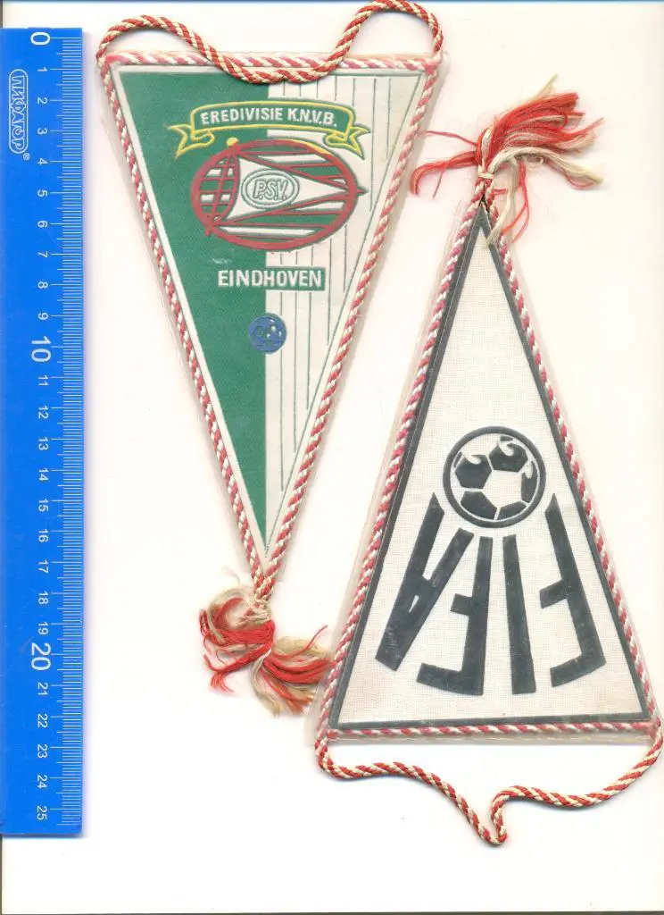 Вымпел Эйнховен. Польское производство.