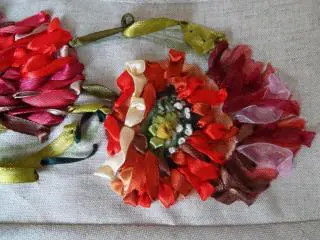 Льняной пояс Маков цвет (вышивка лентами)