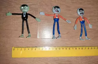 3 фигурки игрушки монстры худенькие немного страшненькие для игр