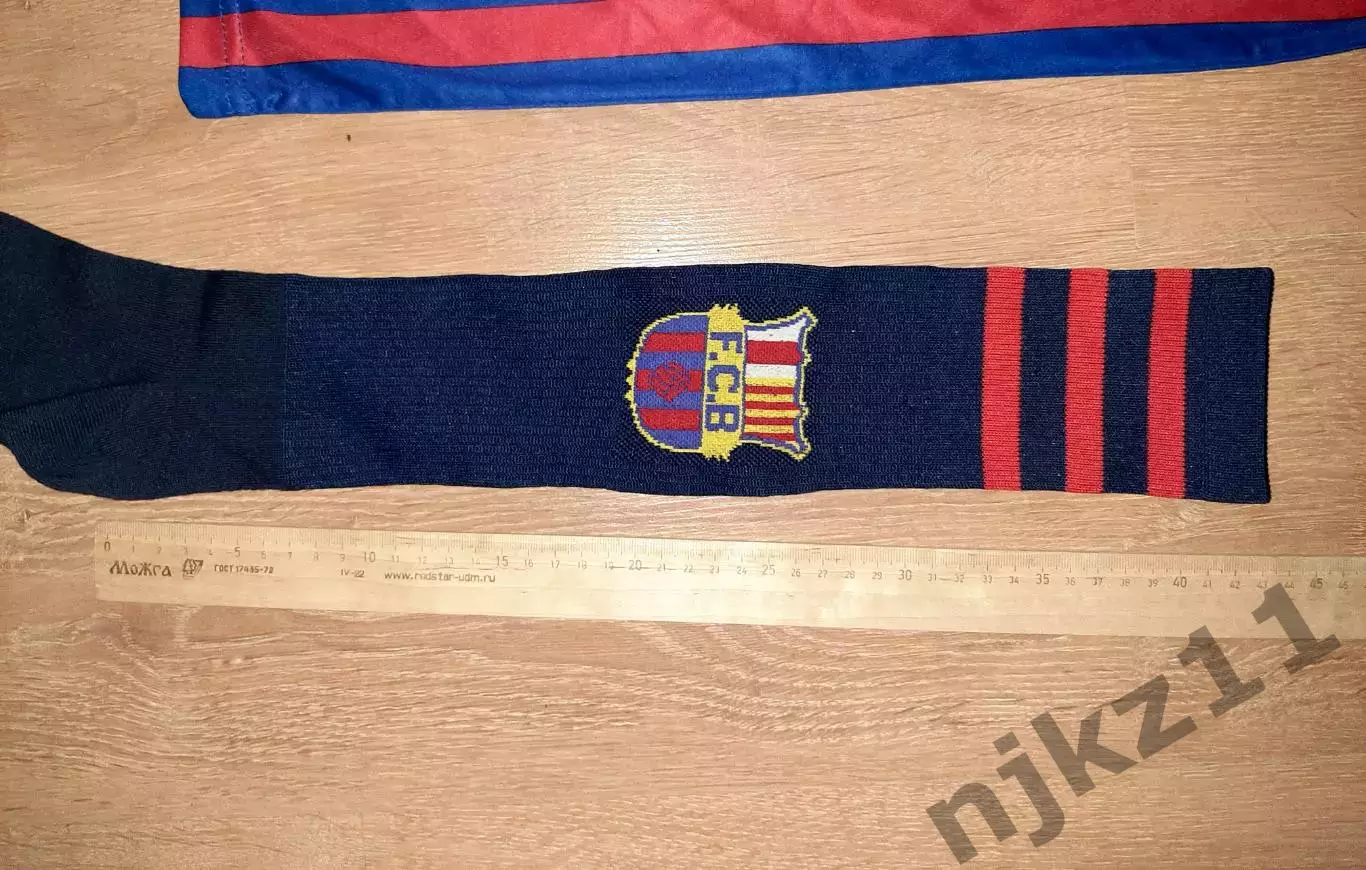 Футболка БАРСЕЛОНА XXL и гетры Барселона 1