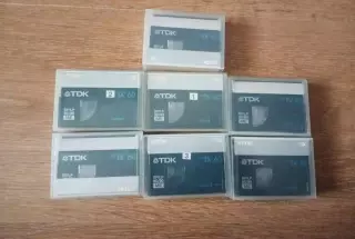 7 кассет TDK MiniDV для видеокамер одним лотом