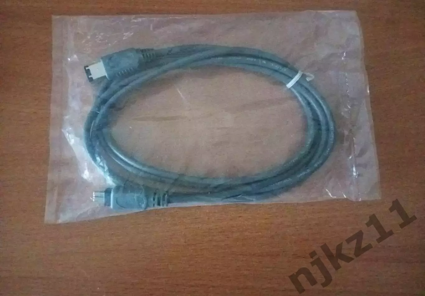 Кабель IEEE 1394 4pin - 6pinдля захвата видео со старых камер В УПАКОвке