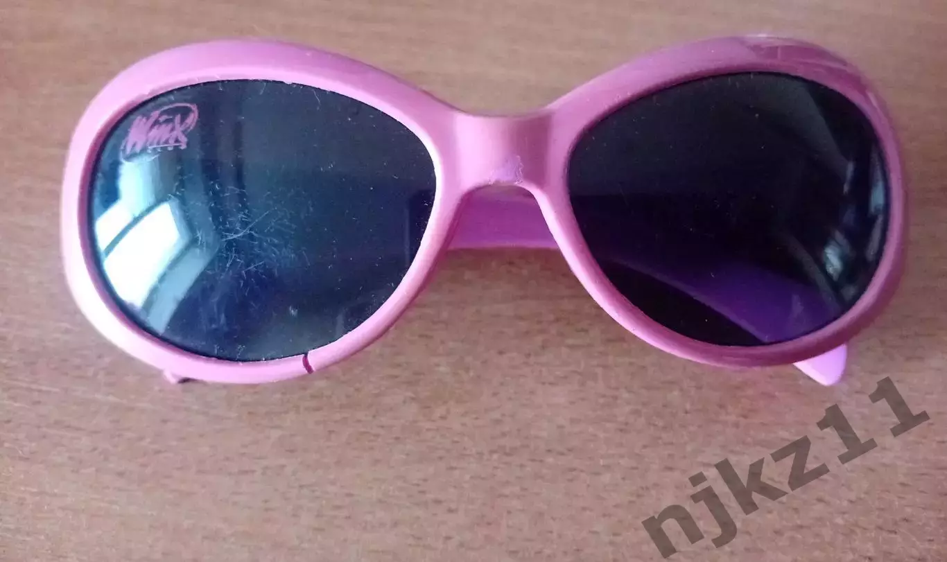 Очки солнцезащитные детские. Розовые WinX 5