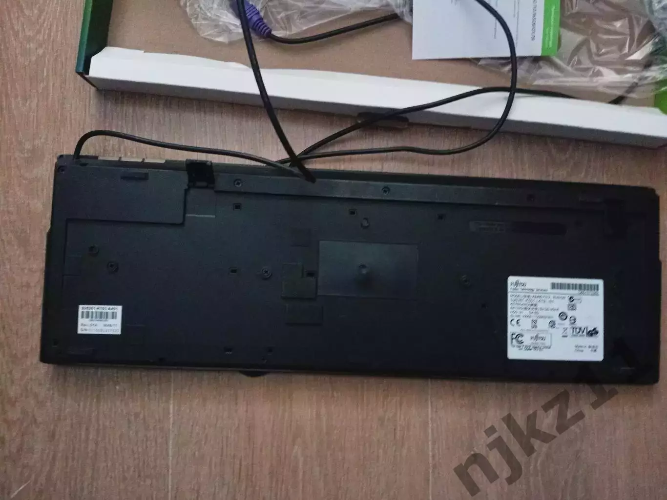 Клавиатура fujitsu со старым разьемом 2