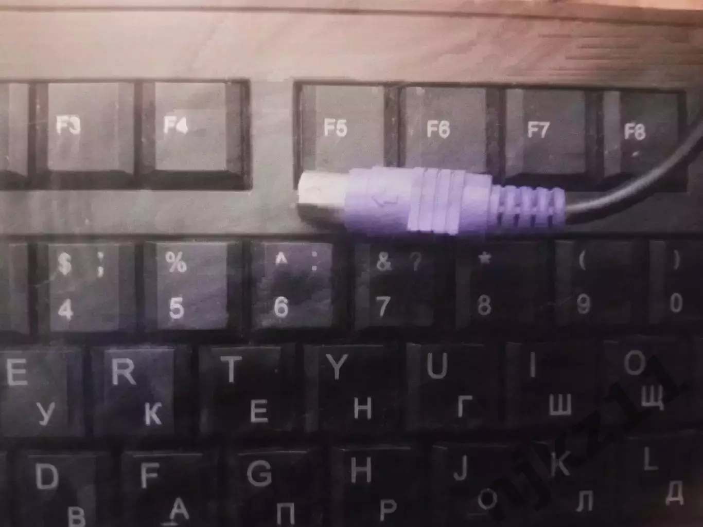 Клавиатура fujitsu со старым разьемом 4