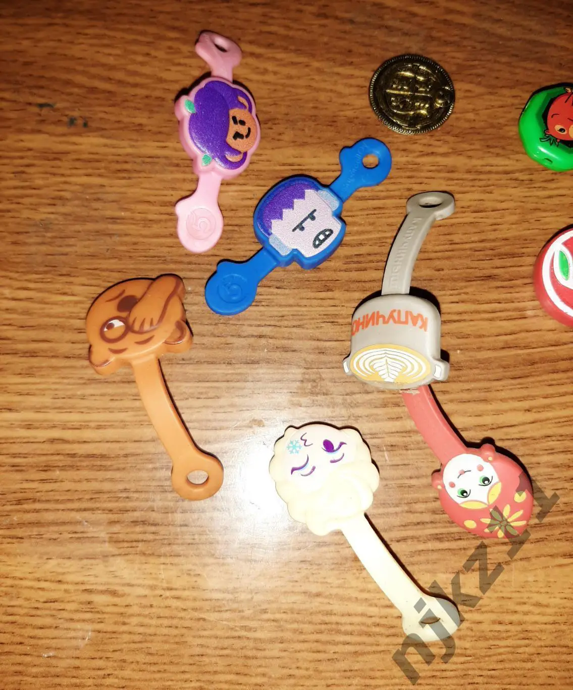 Скрепыши, магнит, пятерочка коллекционное 3