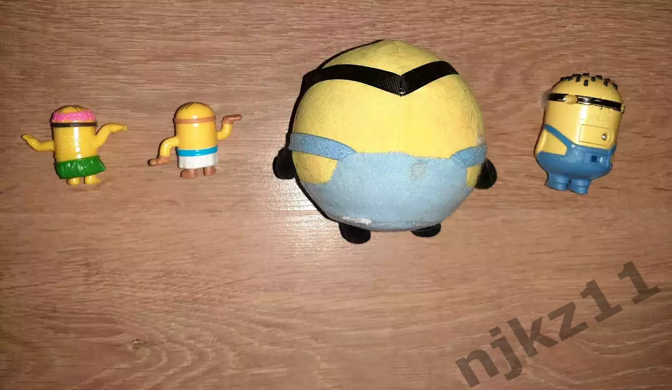 4 миньона (мягкий и коллекционные) 1