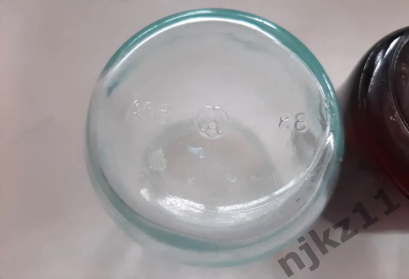 Стекло СССР 3 баночки стеклянные с крышками родными 4