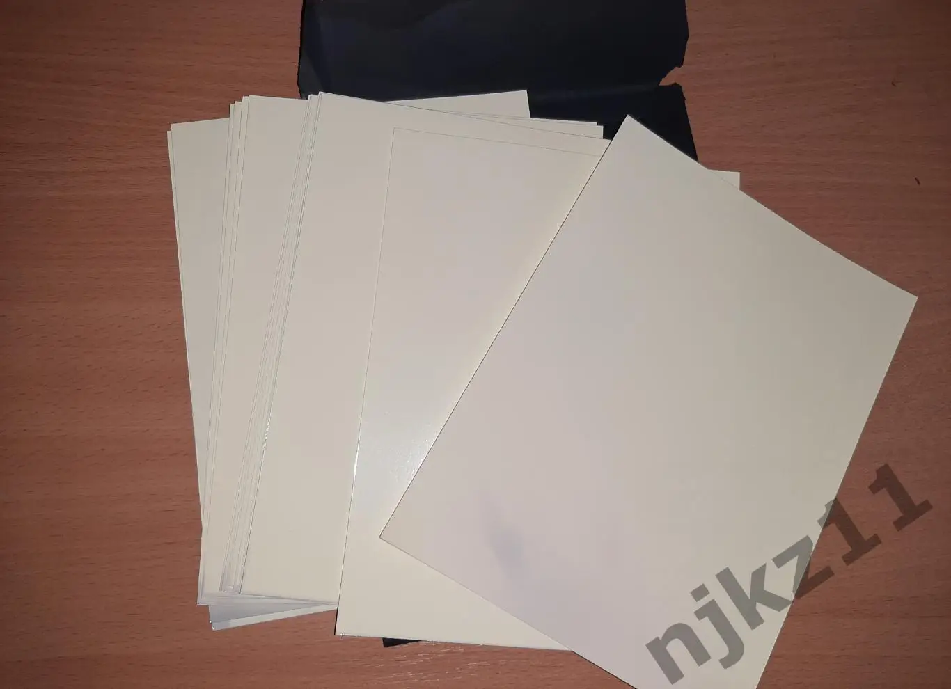 СССР ФОТОБУМАГА ФОТО БУМАГА 24 на 18 см ГЛЯНЦЕВАЯ ПАЧКА 18 ЛИСТОВ 2