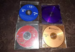 Оптические диски DVD+RW 4 с футлярами. Многоразовая запись!