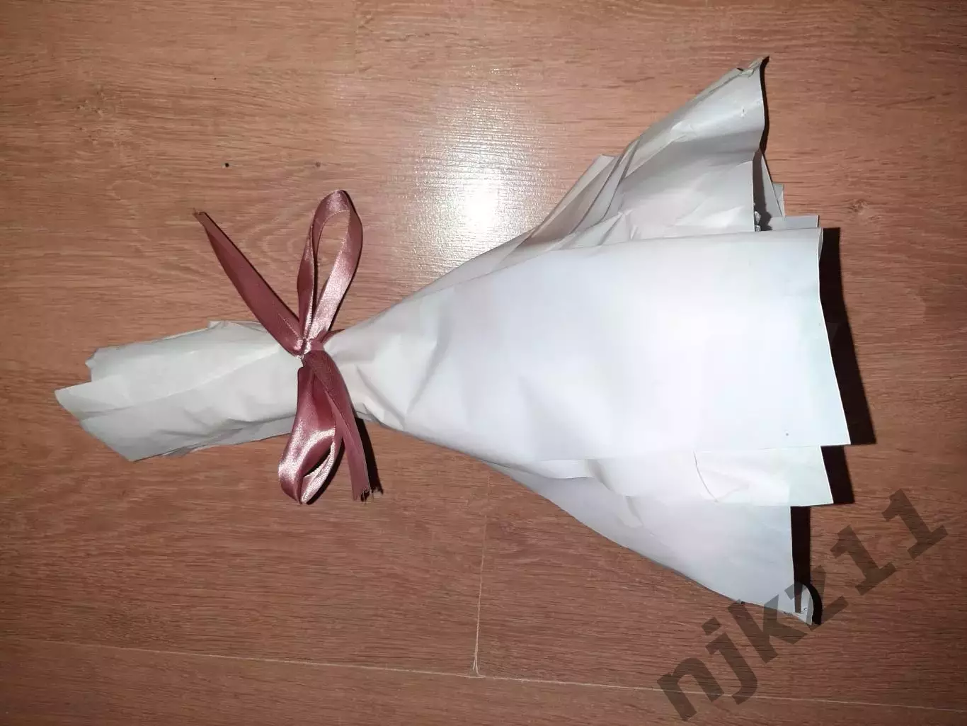 Искусственные цветы. Искусственный Букет роз 6 веток белые и розовые. Интерьер и 2