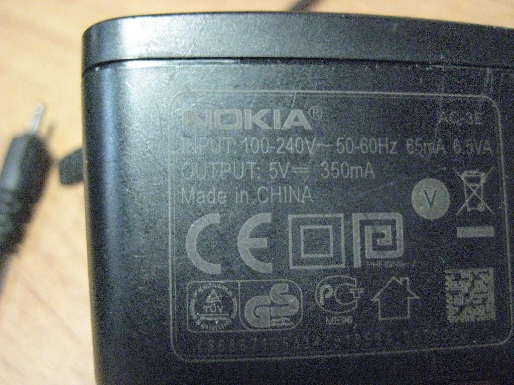 ЗАРЯДНОЕ УСТРОЙСТВО (адаптер) Nokia. Model: AC-3E 1