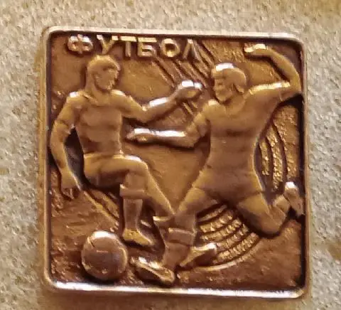 значек футбол