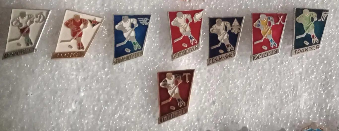 ЦСКА,Спартак,Динамо Москва,Сокол,Химик,Трактор,Крылья Советов,Торпедо полная сер