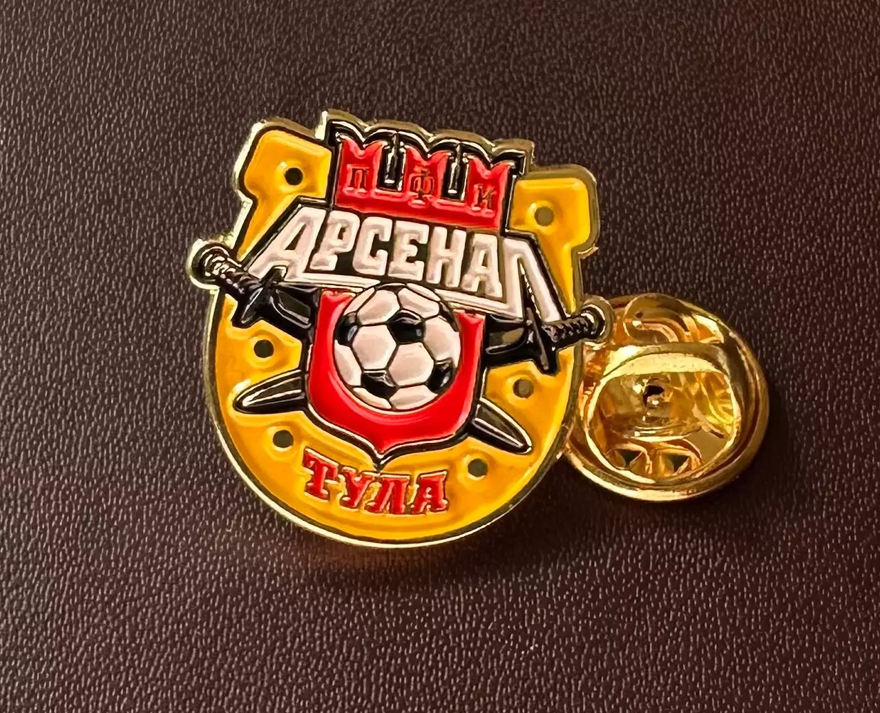 Официальный знак ФК Арсенал Тула