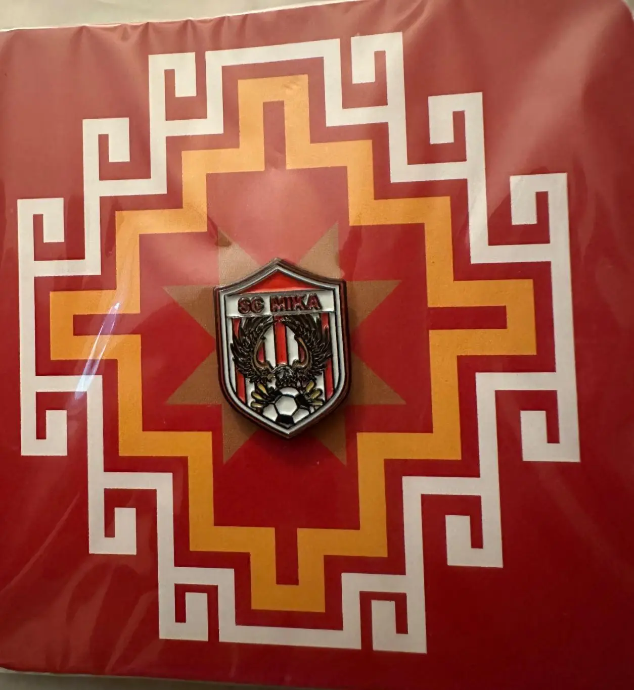 Официальный знак ФК Мика (Ереван, Армения)