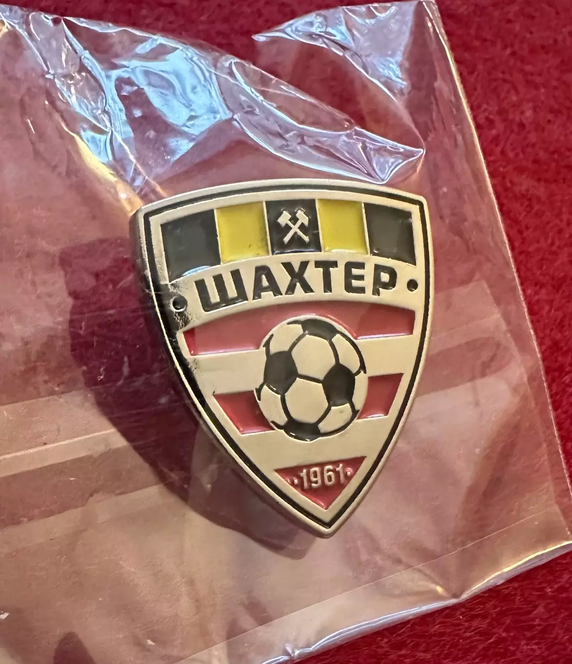 Официальный знак ФК Шахтер (Солигорск)